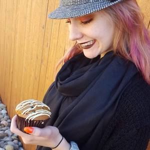 Meet your Posher, Cheyanne